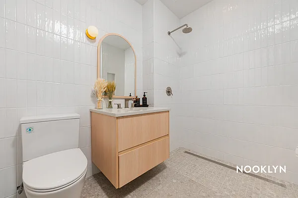 Rented by Nooklyn NYC LLC | media 38