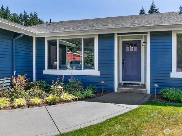 715 NE Redbud Lane, Bremerton, WA 98311
