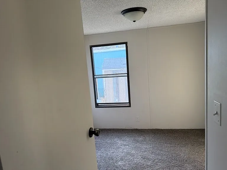 52 Glen St #10 — Photo 6