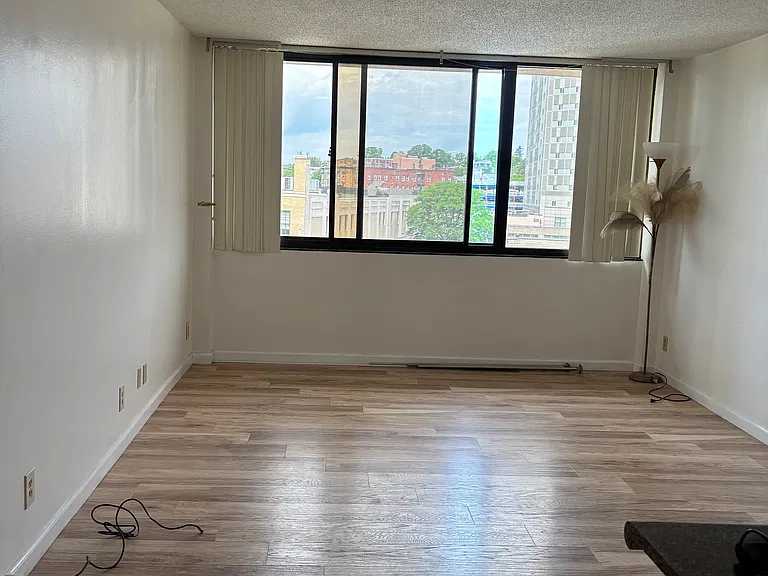 70 Southbridge St #503 — Photo 11