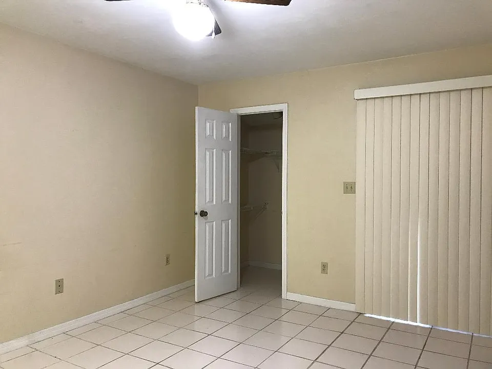 1515 NW 29th Rd #B2
