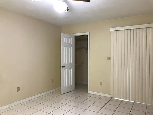 1515 NW 29th Rd #B2 Photo 1