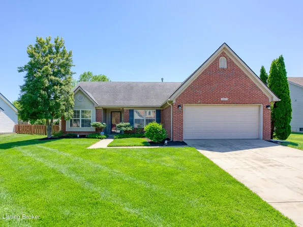 9402 Harlow Ct, Prospect, KY 40059