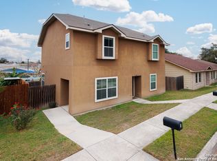 610 Meadow Arbor Ln, Universal City, TX 78148