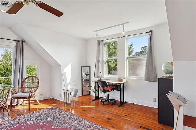 590 Walnut St #LOFT — Photo 9