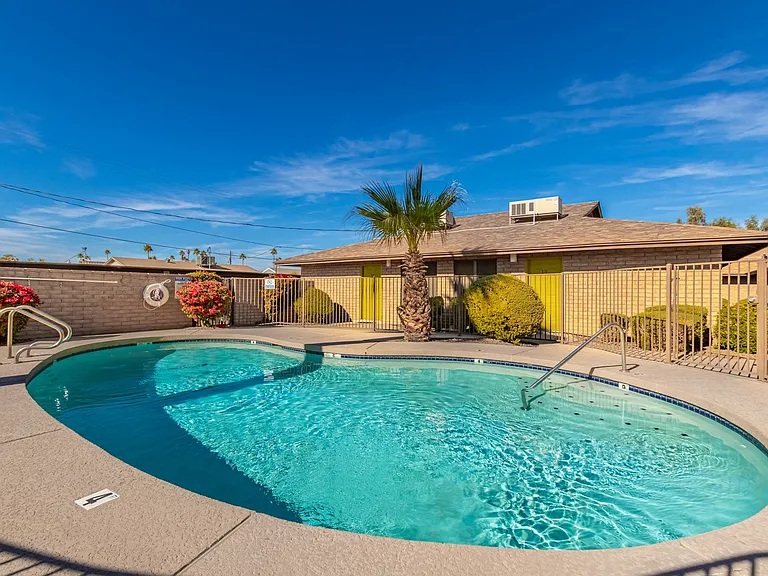 Garden-Style Living in Arcadia Lite | Move-In Specials Available — Photo 21