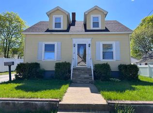56 Pine St, Rochester, NH 03867