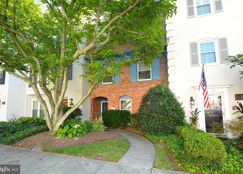 1st image of 1105 Wimbledon Dr