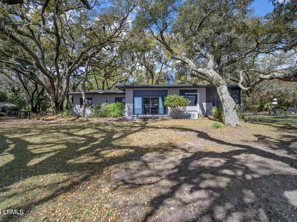 10 Saltwind Dr, Saint Helena Island, SC 29920