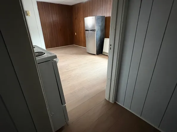 912 Summit St APT A, New Haven, IN 46774