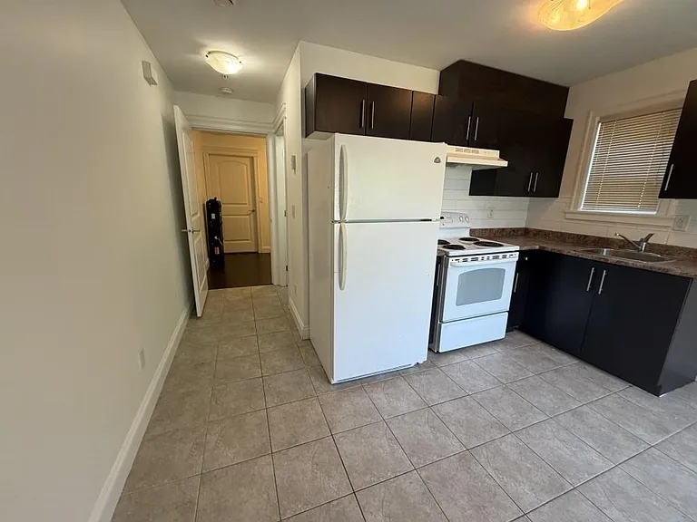 2629 Pandora St #BASEMENT WEST — Photo 6