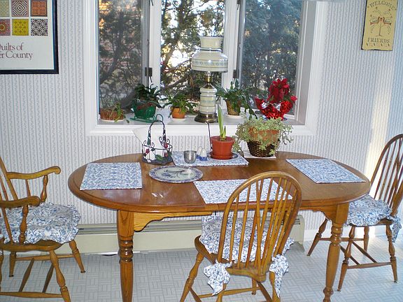 Breakfast Room
