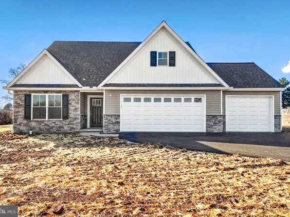 150 Eli Dr, York, PA 17404