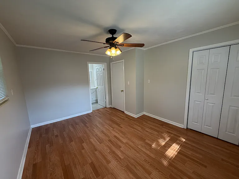 4001 Laurel Dr NW — Photo 8