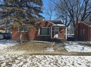 17630 Lennane, Redford, MI 48240