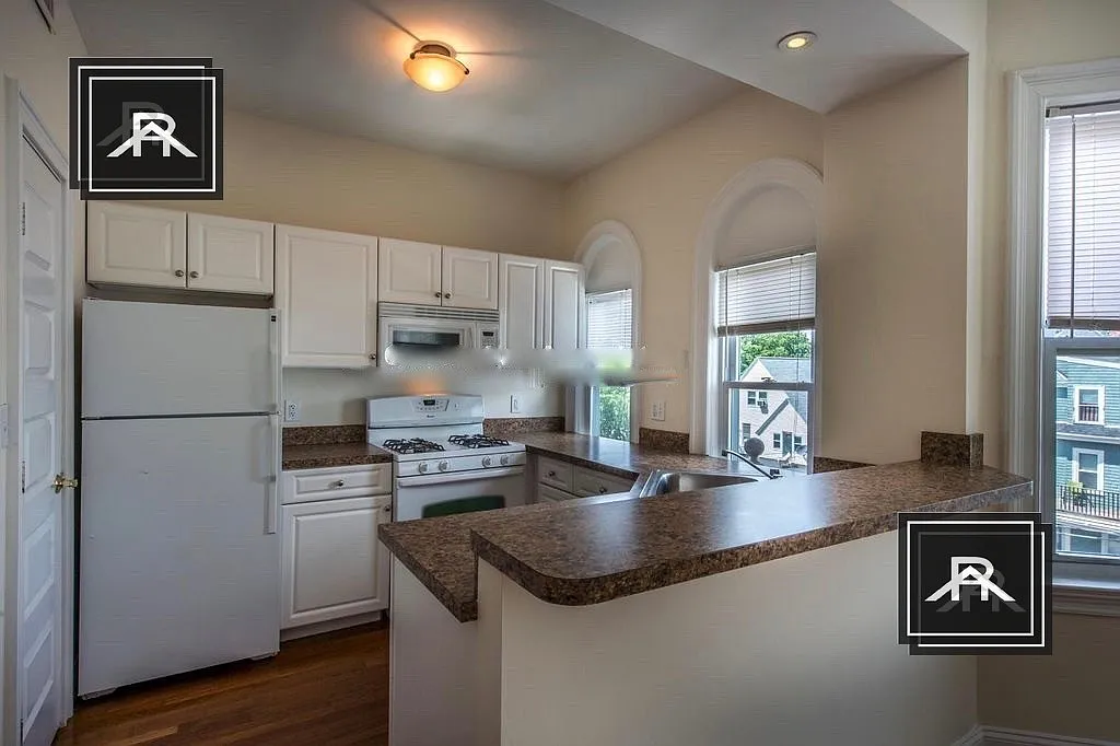 2 bed, 2.0 bath, $3,600 — Photo 4