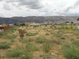 520 Oasis Pl SW, Mattawa, WA 99349