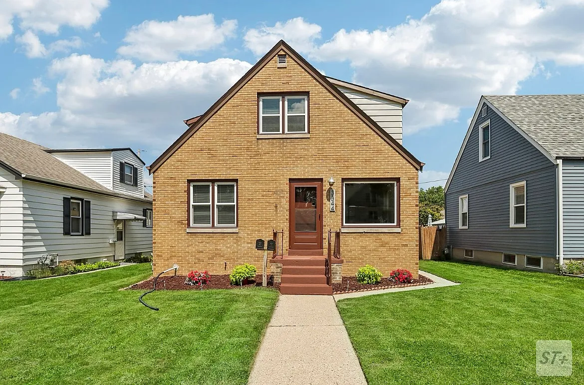 2 bed, 950 sqft, $1,500 — Photo 1