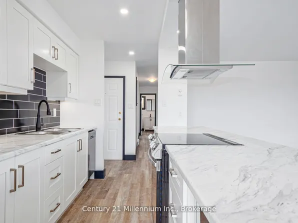 250 Hurontario St #2, Collingwood, ON L9Y 2M3