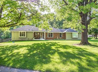12429 Valley Brook Dr, Grandview, MO 64030