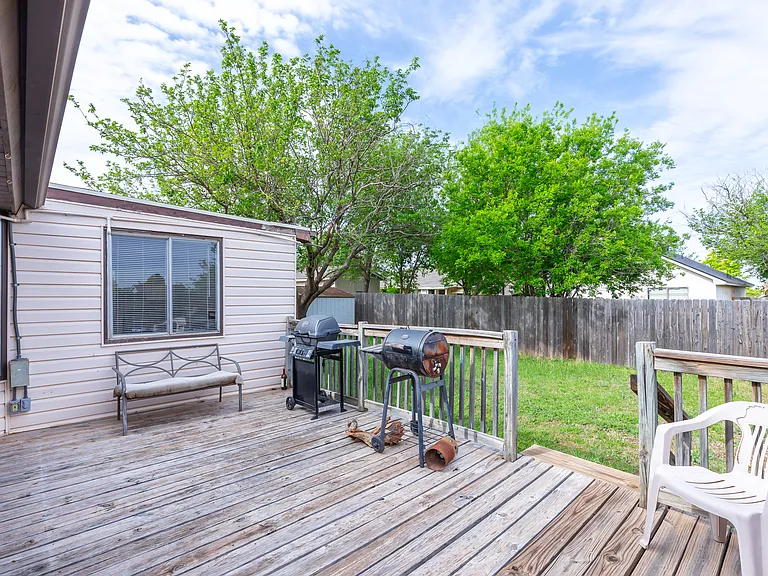 1710 Covey Ln — Photo 29