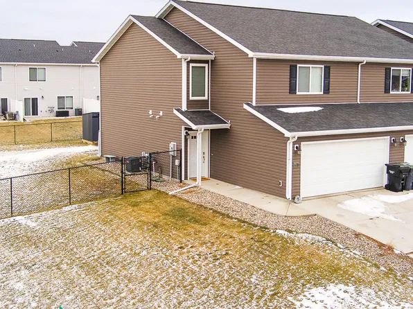 4724 Impala Ct NW, Mandan, ND 58554