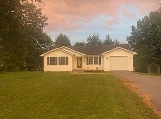 32 Buttercup Rd, Ruckersville, VA 22968