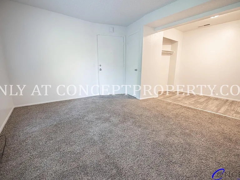 132 E 2nd Ave — Photo 9
