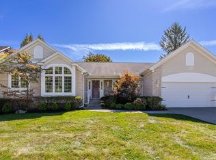 2207 Langham Dr, West Bloomfield, MI