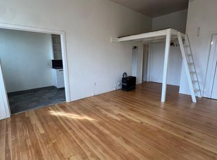 3225 Grand Ave #13, Oakland, CA 94610