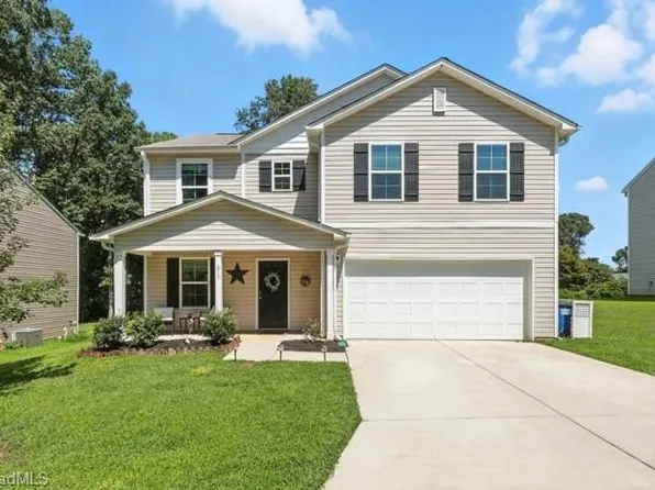 217 Focus Ln, Winston Salem, NC 27106