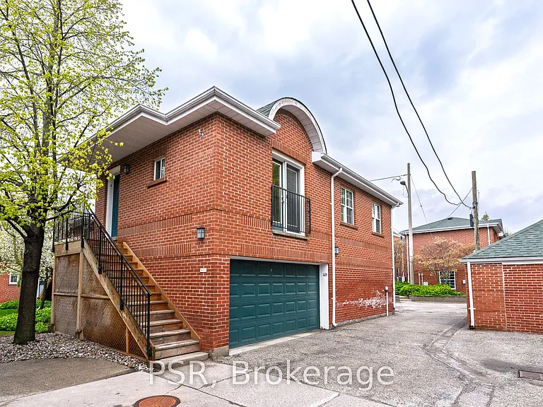 1355 Bayview Ave #CH3 — Photo 1