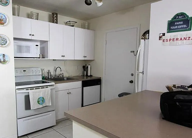 2230 NE 56th Pl #210 — Photo 7