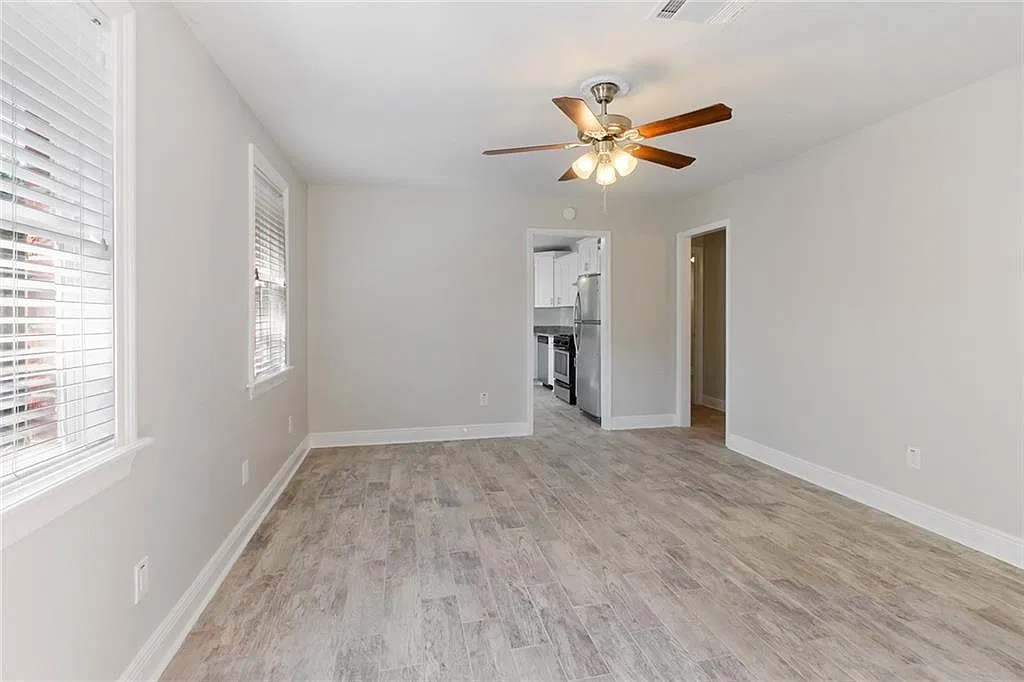 2 bed, 750 sqft, $1,350 — Photo 4