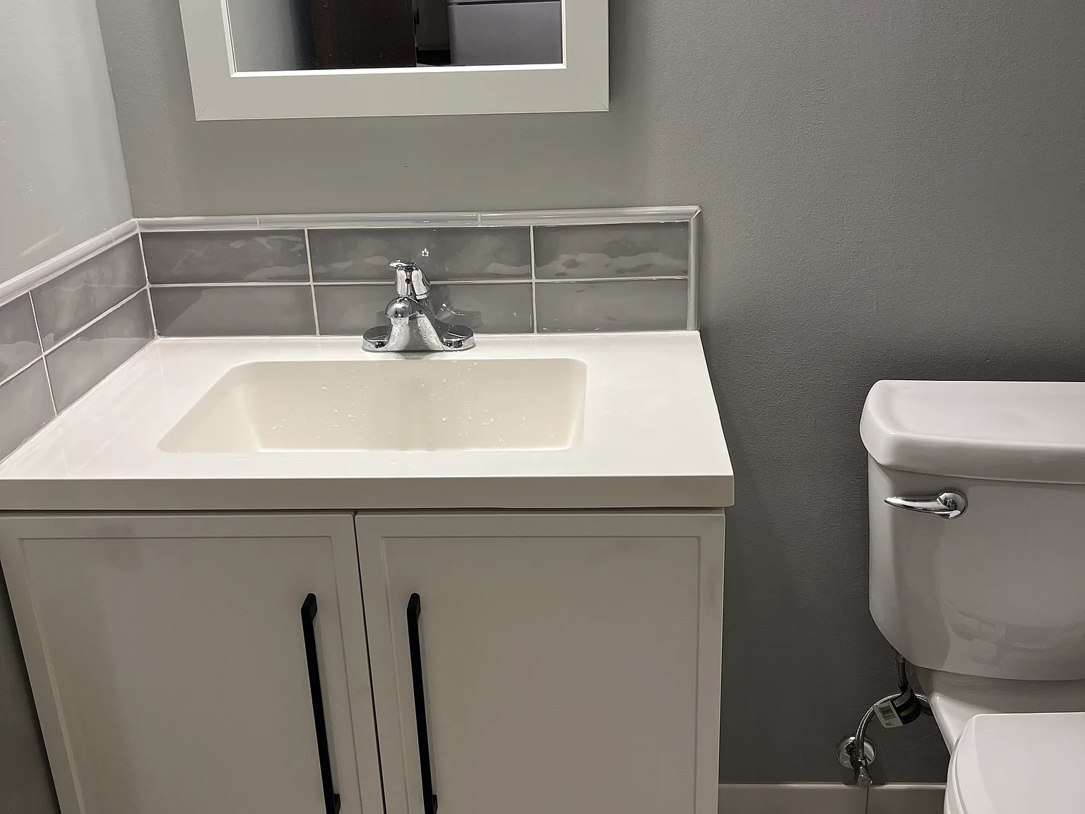 3 bed, 1.5 bath, 1300 sqft, $2,100 — Photo 3