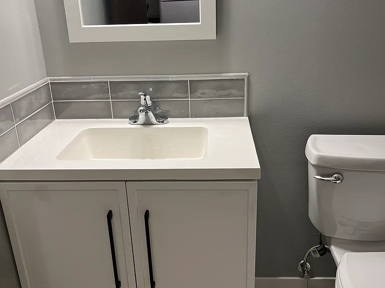 4870 Grenwich Trl N — Photo 3