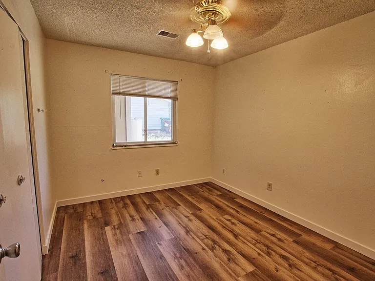 12177 E Hawaii Dr — Photo 6
