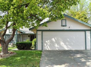 8135 Big Sky Dr, Antelope, CA 95843