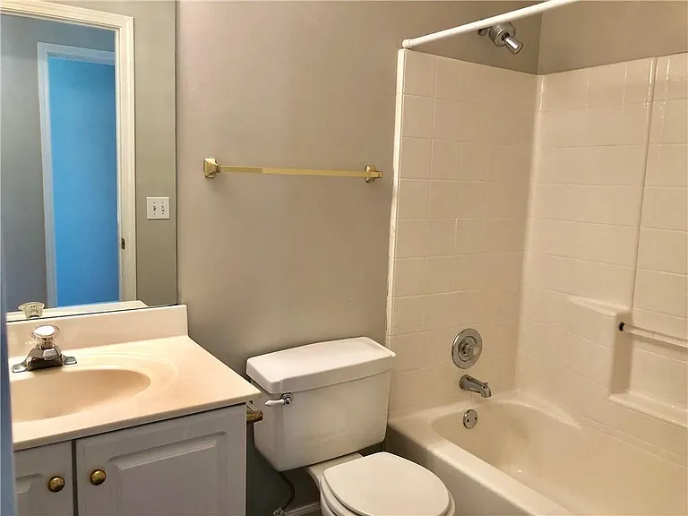 2102 Chatou Pl NW — Photo 24