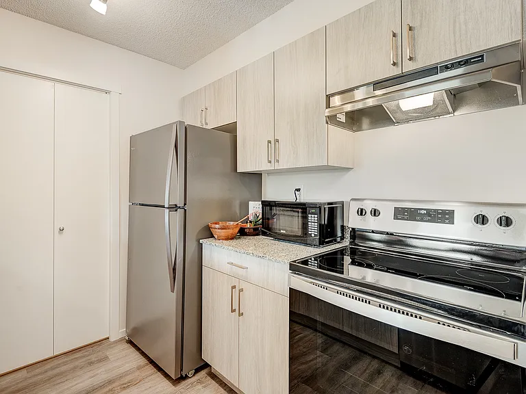 120 Yorkville Park SW #1114 — Photo 121