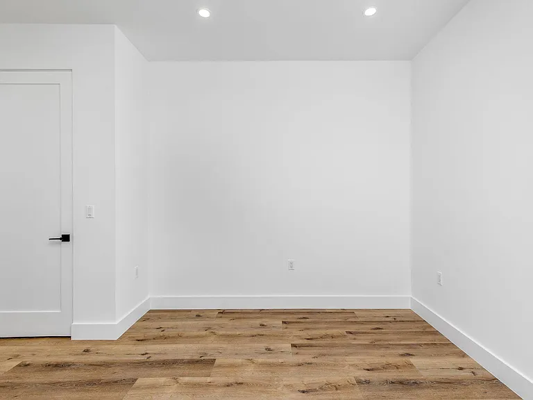 5311 Ben Ave #1/2 — Photo 8