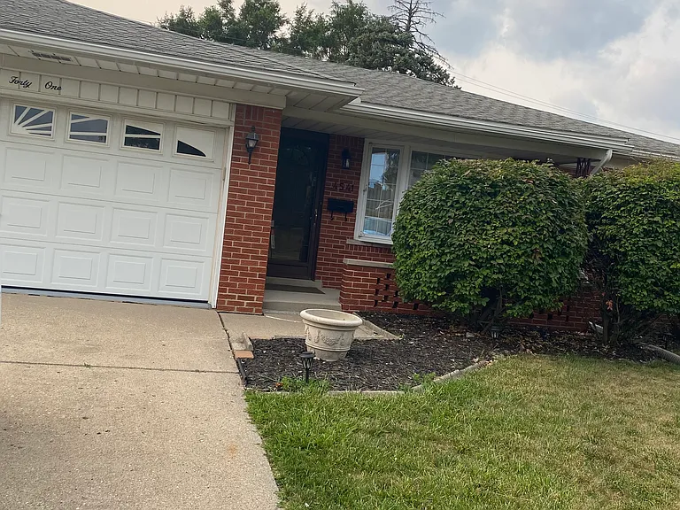 4541 Marlow Dr — Photo 19
