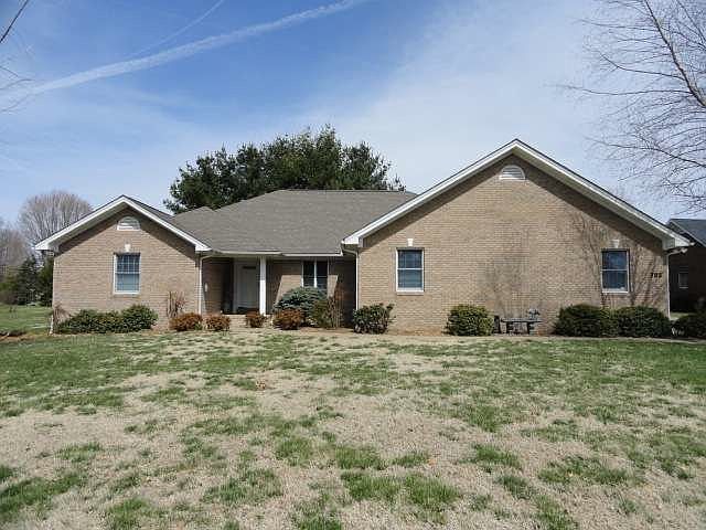 1st image of 703 Meadowlane Dr