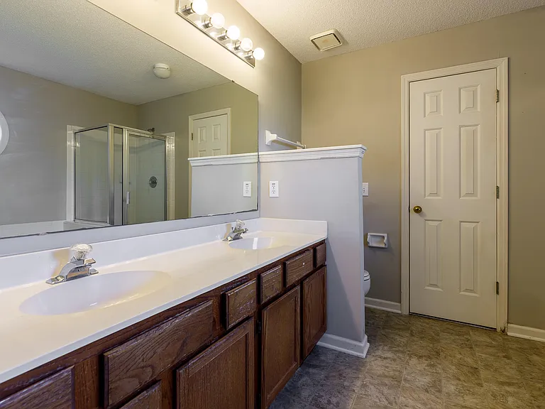 386 Jardinere Walk — Photo 11