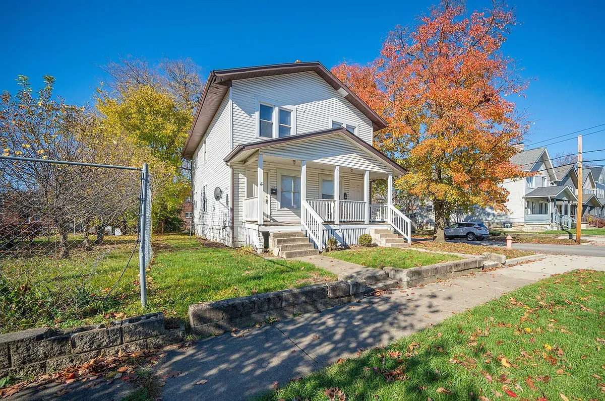 Building Photo - 1449 N 6th St