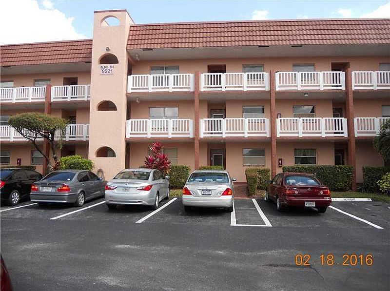 1st image of 9521 Sunrise Lakes Blvd APT 109