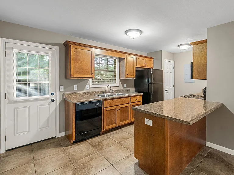 1762 Spring Water Dr #A — Photo 7
