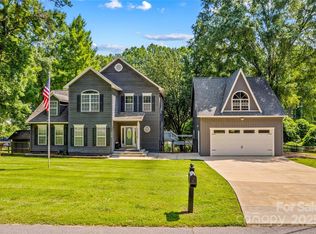 315 Wood Duck Loop, Mooresville, NC 28117