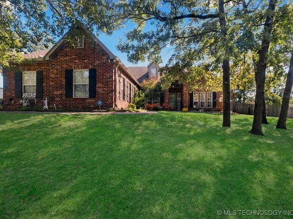 2845 Skyline Falls Dr, Sand Springs, OK 74063