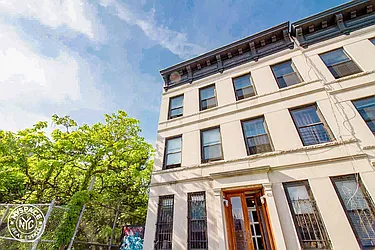 Rented by MySpaceNYC